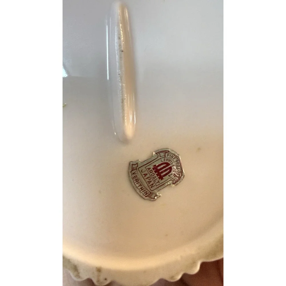 Vintage Ardalt‎ Verithin Pink Porcelain Floral Trinket Box Italy 3D Flowers